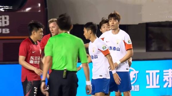 伯乐配资 毕津浩战旧主首秀，大连踢垫底队冲4连胜 添新援后卫 集齐育明4少